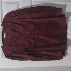 Calvin Klein Long Sleeve women's Top.  Size M in excellent condition. Wine color